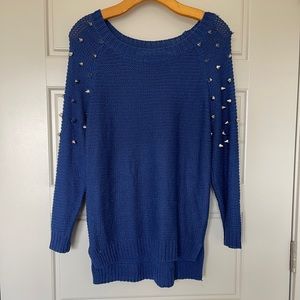 Blue Spiked 3/4 Sleeved Sweater